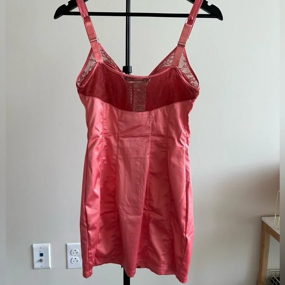 NWT UO Piper Satin Hook & Eye Mini Dress size Small - Picture 8 of 9